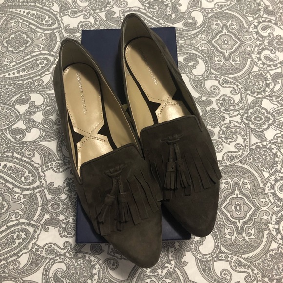 ⬇️ Adrienne Vittadini grey suede flats - Picture 3 of 7